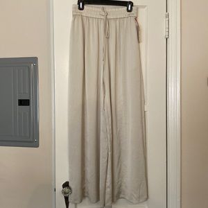 Nordstrom’s brand OPEN EDIT wide leg bone colored pants